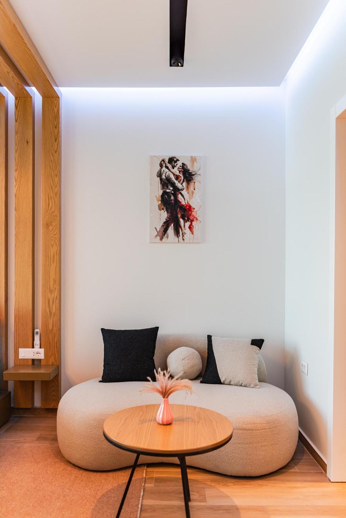 Marina Luxury Suites By Ps ดูร์เรส ภายนอก รูปภาพ